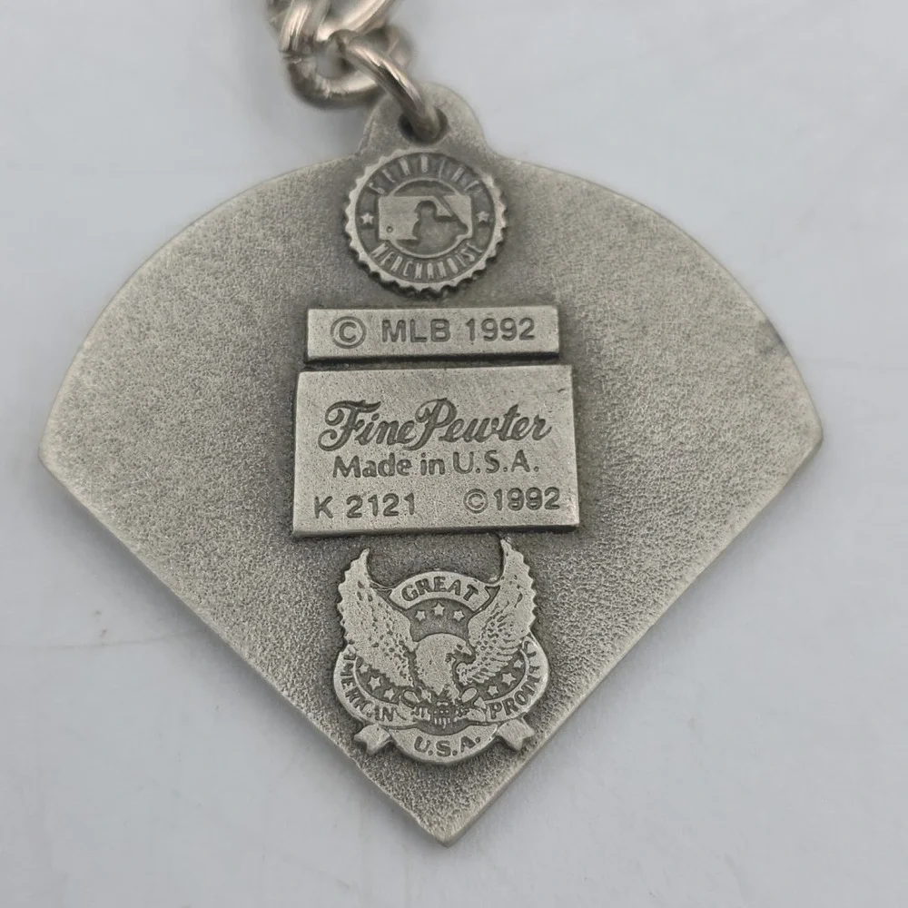 Vintage Philadelphia Phillies Authentic MLB Pewter Key Chain 1992